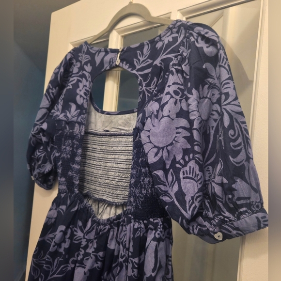 Free People Navy Floral Mini Dress W/ Puff Sleeves Smocked Bodice& Heart Buttons - Picture 13 of 13